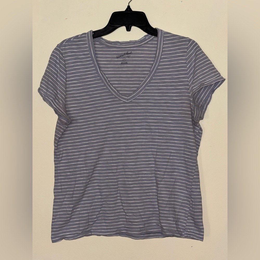Universal Thread Purple and White Striped Tee Shirt